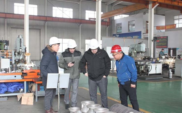 俄罗斯ΠPOMXNM TEX公司客户来沈阳市工业泵厂（有限公司）就未来合作进行深入探讨